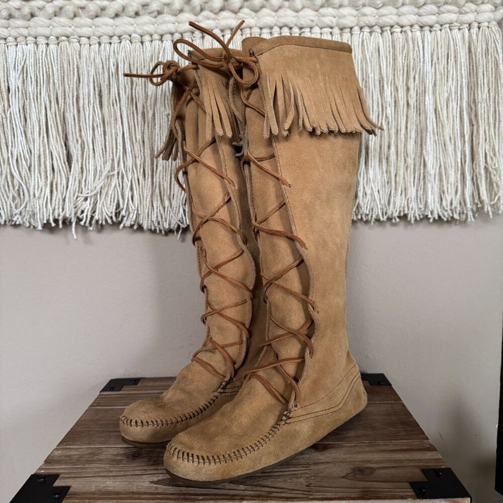 Minnetonka Tan Genuine Suede Fringe Lace Flat Moccasin Knee High Boots Size 8‎